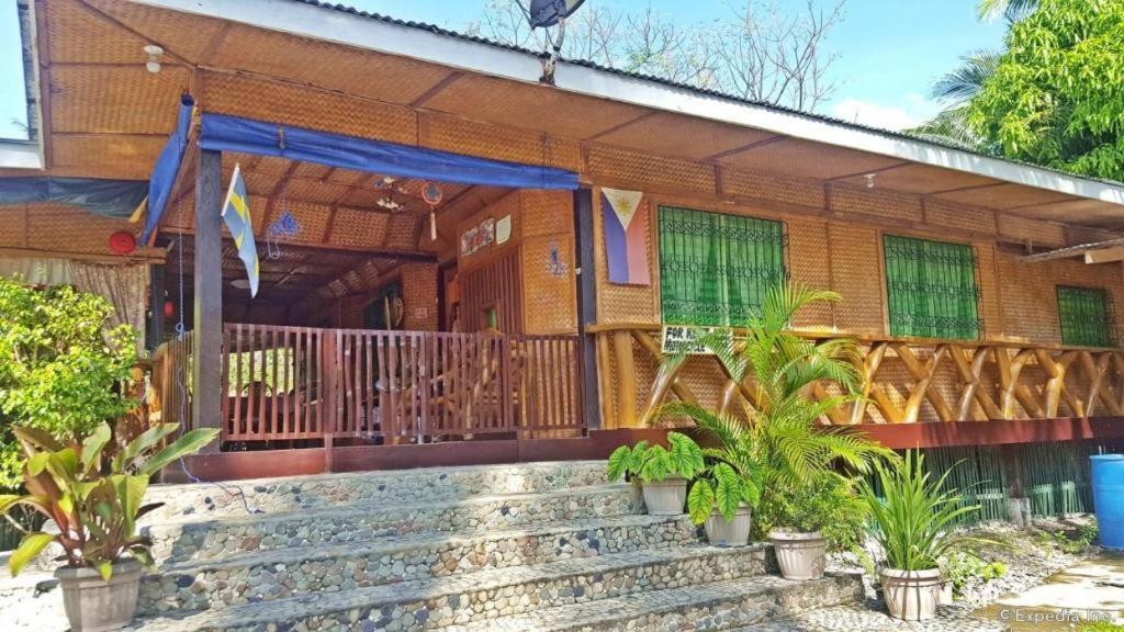 67Th Heaven Holiday Resort Lucbuan Luaran gambar