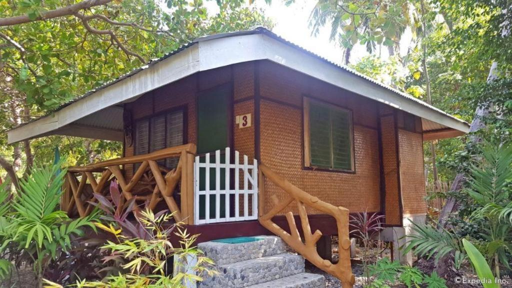 67Th Heaven Holiday Resort Lucbuan Luaran gambar