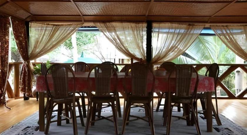 67Th Heaven Holiday Resort Lucbuan Luaran gambar